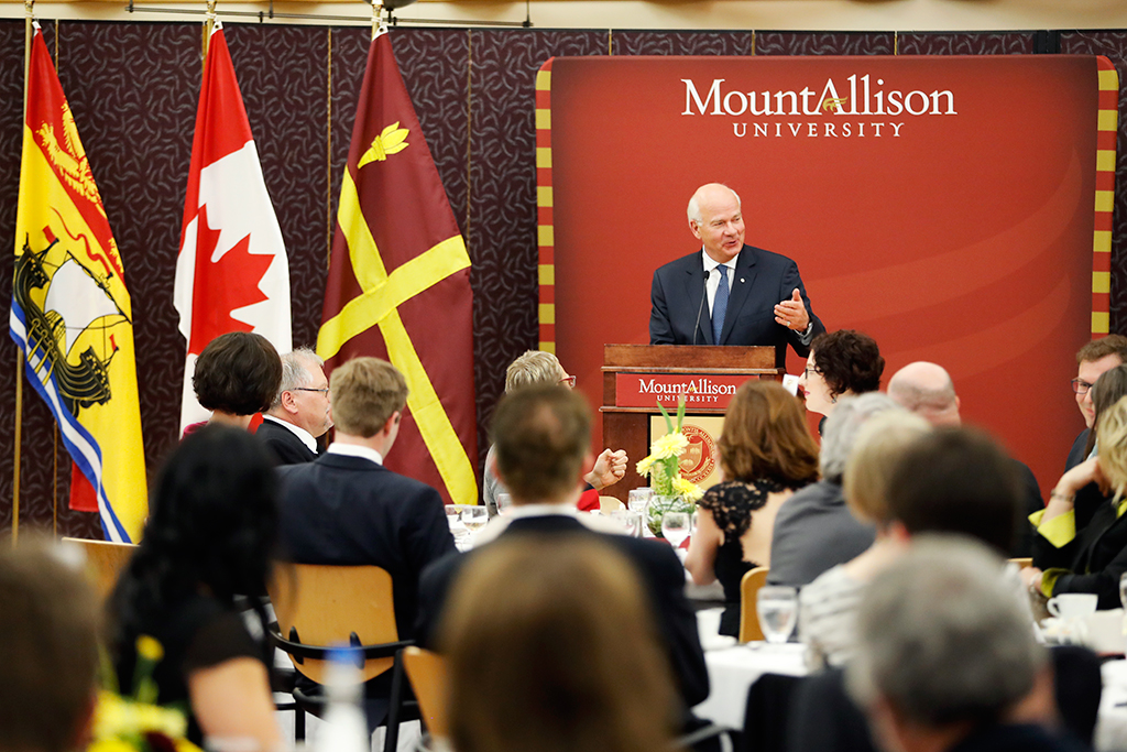 Chancellor Peter Mansbridge at the Chancellor's Dinner.